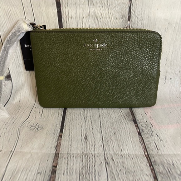 Kate Spade enchanted pebbled leather Leila wristlet - Picture 3 of 9